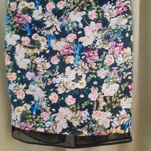 Knee-length skirt